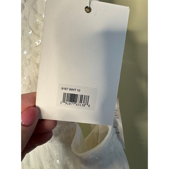 Mac Duggal NWT Lace Up Back Ruffle Skirt Dress in White Size 10 - Picture 7 of 8